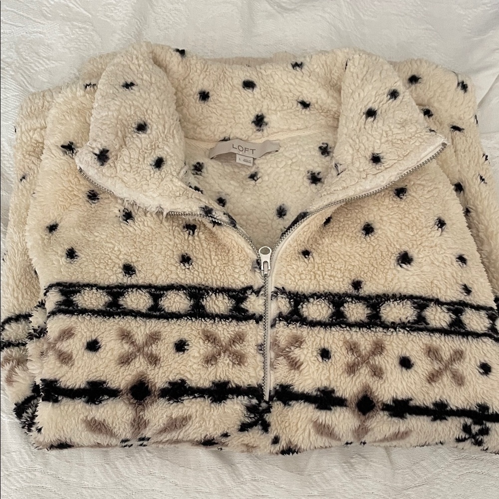 LOFT Cream and Black Patterned Fleece Jacket